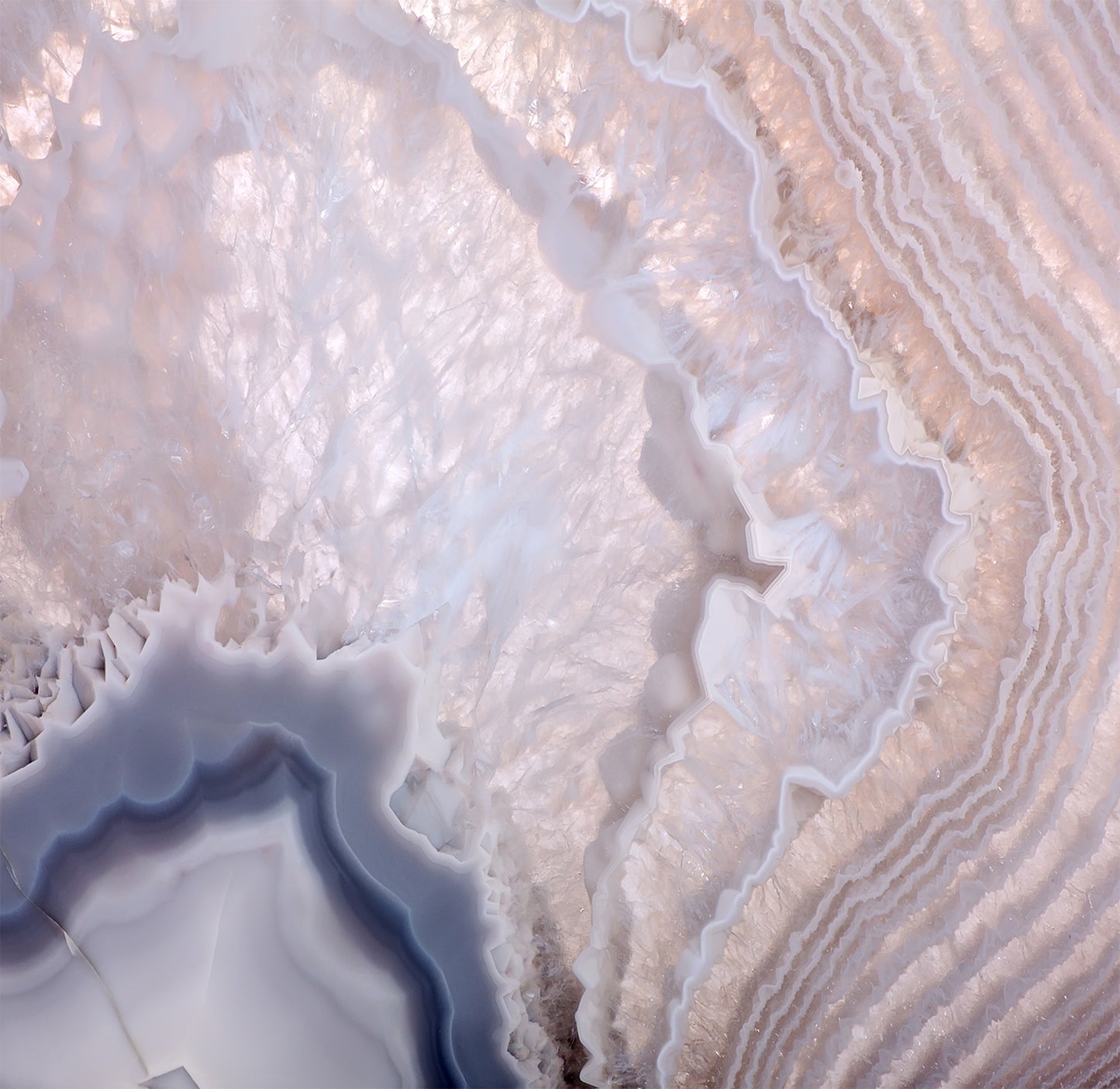 Geode Lilac - Full Wall Mural